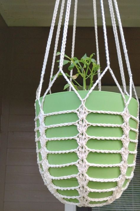 Iris & Chains Crochet Plant Hanger (Free Pattern) - Yarnique Crochet Plant Hanger Pattern Free, Crochet Greenery, Easy Crochet Plant, Crochet Plant Hangers, Functional Crochet, Box Crochet, Crochet Triangle Shawl Pattern, Crochet Plant Hanger, Crochet Decor