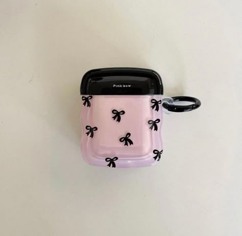 Cute Ipod Cases, Airpod Cases, Cocoppa Wallpaper, Pretty Iphone Cases, Pretty Phone Cases, Apple Phone Case, Phone Wallpaper Patterns, Ipod Cases, Pink Girly Things