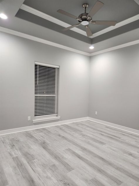 Grey And White Basement Ideas, Modern Living Room Flooring Ideas, Paint Colors That Go With Gray Floors, Grey Floors Living Room, Wall And Floor Color Combination, Gray Room Paint, Gray Flooring Living Room, Dream House Aesthetic, Living Room Decor Lights