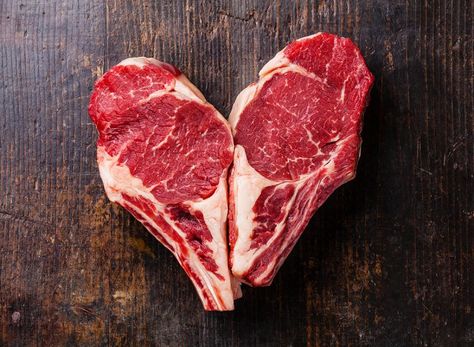 Red Meat May Be Even Worse for Your Heart Than We Thought Sugar And Inflammation, Fat Burning Diet Plan, Organic Meat, Nutrition Science, Fat Burning Diet, Nutrition Articles, Diet Books, Protein Diets, Processed Meat