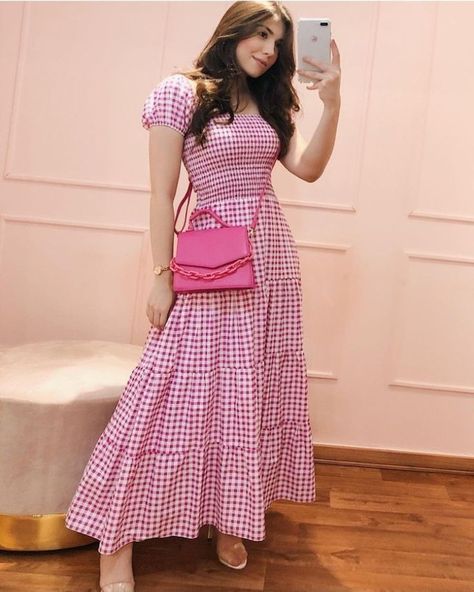 Modesty Outfits, Casual Indian Fashion, Stylish Short Dresses, Modest Dresses Casual, Casual Day Outfits, Stylish Work Outfits, Stylish Dress Designs, Modest Fashion Outfits, Gingham Dress