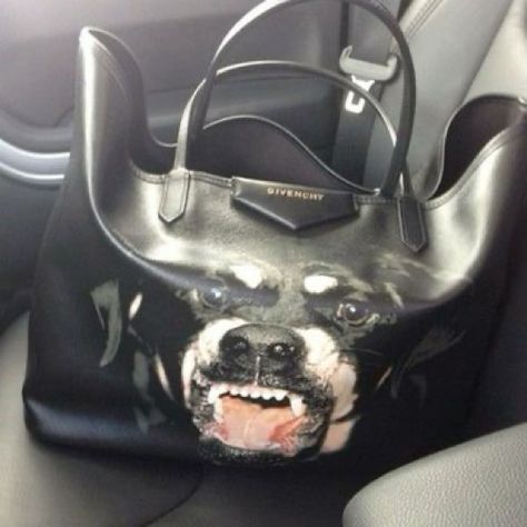 Givenchy Dog, Givenchy Bag, Bag Obsession, Bag Aesthetic, Pretty Bags, Celine Luggage Bag, Givency Antigona Bag, Bago, Purse Wallet