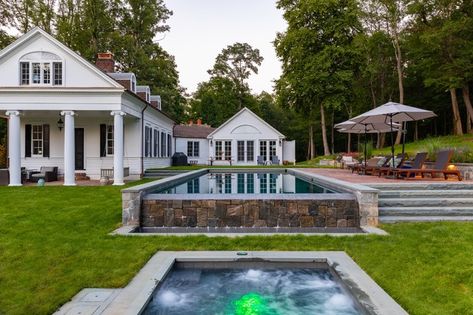 Infinity Edge Pool with Stand Alone Spa - Traditional - Pool - New York - by Neave Group Outdoor Solutions | Houzz Elevated Pool Deck, Pool With Retaining Wall, Pool With Brick, Elevated Pool, Raised Pools, Traditional Pool, Edge Pool, Brick Fence, Infinity Edge Pool