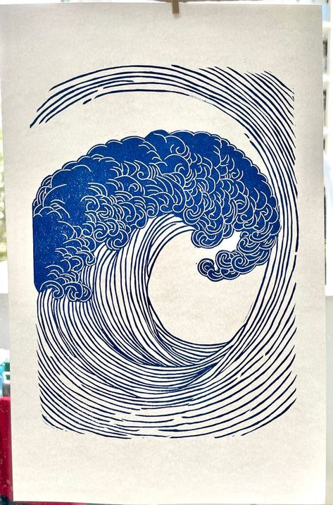 Ocean Wave Linoprint - Etsy Spain Ocean Backgrounds, Lino Art, 25 May, Great Backgrounds, Clouds Pattern, Waves Tattoo, Ocean Wave, Artist Trading Cards, Lino Print