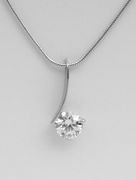 Single Diamond Pendant Design, Round Diamond Solitaire Necklace, Resetting Diamonds Ideas Pendant, Solitaire Pendant Design, Charlotte Necklace, Single Diamond Pendant, Diwali Jewellery, Single Diamond Necklace, Round Diamond Pendant