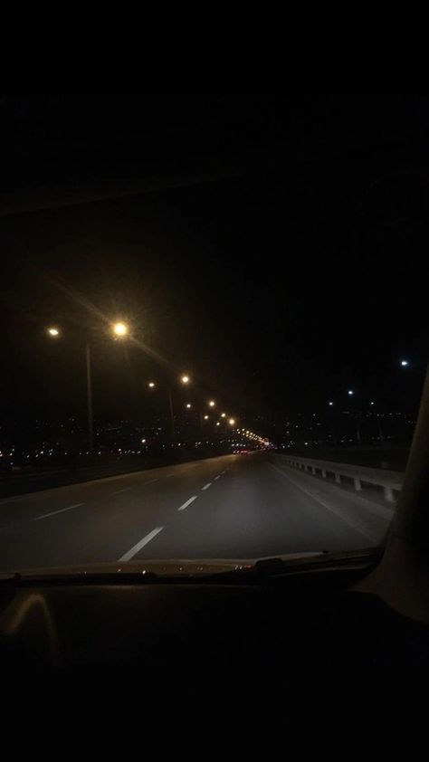 Picture Of Road At Night, Survive The Night Aesthetic, Highway Wallpaper Night, Car Pictures Instagram Night Aesthetic, Highway Pictures Night, Aesthetic Road Pictures Night, Highway Driving Aesthetic, Driving On The Highway At Night, Aesthetic Fake Pictures