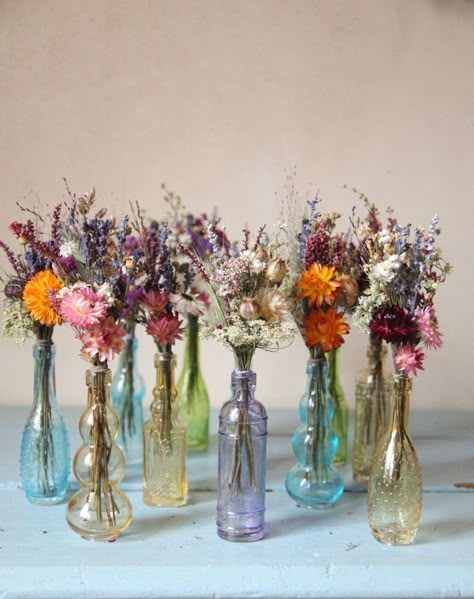 Dried Flowers In Bottles Wedding, Glass Jar With Flower, Glass Bottles With Flowers, Dried Colorful Flowers, Vintage Glass Vases Wedding, Miniature Dried Flower Bouquet, Dried Floral Decor Wedding, Colored Glass Vases Wedding, Dried Flower Bottle