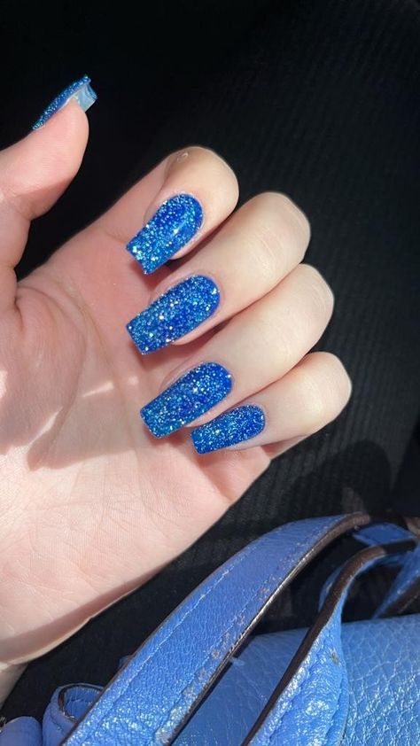 Blue glitter nails inspo aesthetic pic Acrylic Nails Ideas Sparkle, Blue Chunky Glitter Nails, Sparkling Blue Nails, Blue Sparkly Winter Nails, Sparkly Blue Nails Acrylic, Baby Blue Sparkle Nails, Royal Blue Sparkle Nails, Blue Glitter Aesthetic, Dark Blue Sparkly Nails