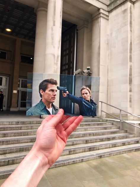 Wow! This Artist Ingeniously Recreates Movie Scenes Shot In London | Londonist Charing Cross Station, Shaun Of The Dead, Tube Train, Famous Movie Scenes, Movie Locations, Photo Layers, Movie Shots, Famous Movies, Skyfall