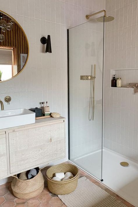 Minimal Bathroom Design, Scandi Bathroom, Minimal Bathroom, Boho Styl, Bathroom Redesign, Bathroom Shop, Downstairs Bathroom, Bathroom Inspiration Decor, Big Bathrooms