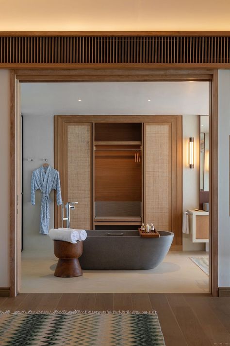 Resort Bathroom, Hotel And Resort, Asian Culture, Bathroom Idea, Hotel Design, Bathroom Toilets, 인테리어 디자인, Bathroom Interior Design, Hotels Room