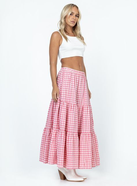 Pink midi skirt outfit