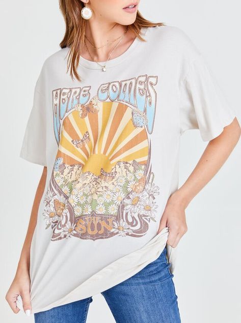 Sun Graphic Tee, Say What You Mean, Surf Brands, Oversize Tee, Vintage Band Tees, Sweatshirts For Women, Here Comes The Sun, Trendy Graphic Tees, Plus Size Shopping