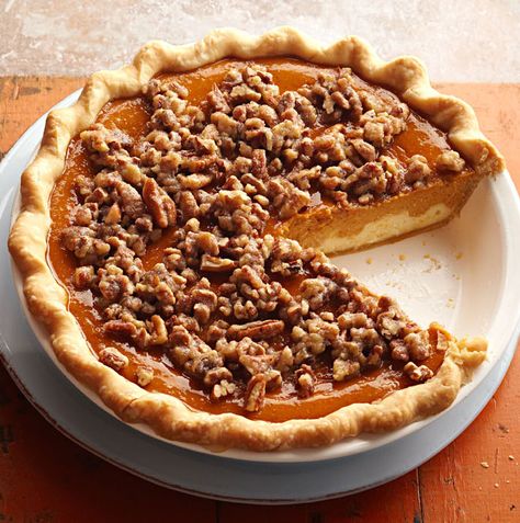 Our Favorite Fall Pie Recipes Pecan Bar, Pumpkin Sweets, Fun Thanksgiving Desserts, Baking Secrets, Fall Foods, Thanksgiving Dishes, Holiday Meals, Thanksgiving Food, Holiday Foods