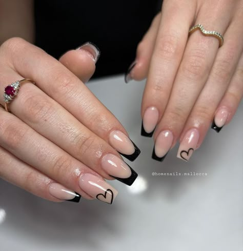 Cute Simple Nails Black, Nail Ideas Acrylic Simple, Black Oval Nails Design, Black Ballerina Nails, Black French Tip Nails With Design, Black French Tip Nails Square, Simple Black Nail Designs, Black Rose Nails, Simple French Tip Nails