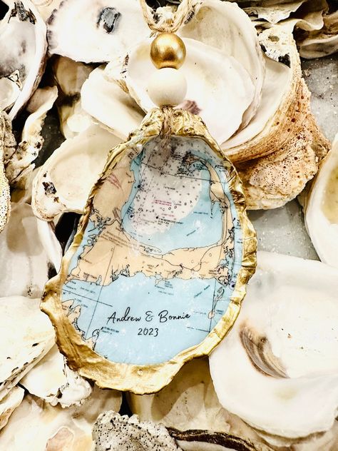 Custom Map Oyster Shell US Harbor or Port Road Map Nautical - Etsy Oyster Shell Map Diy, Display Oyster Shells, Crafts With Maps Diy Projects, Oyster Shell Gifts, Oyster Ornaments Holidays, Painted Oyster Shells Ideas, Oyster Shells Diy, Shell Decoupage, Decoupage Shells