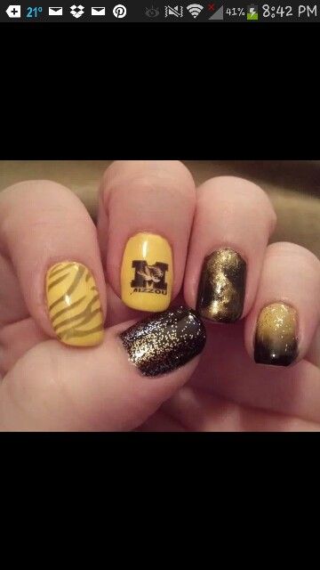 Mizzou Nails!! CND Shellac & additives  www.styleseat.com/wendysebastianpeck Mizzou Nails Black Gold, Mizzou Nails, Tiger Nail Art, Football Nails, Tiger Nails, Mizzou Tigers, Tiger Costume, Nail Stuff, Black Nail Designs