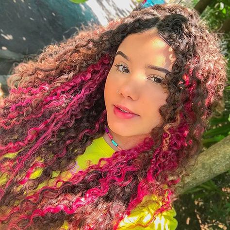 Pink Underneath Hair Curly, Curly Hair With Streaks Of Color, Under Hair Dye Curly, Curly Hair Dyed Underneath, Pink Highlights Curly Hair, Under Dyed Hair Curly, Under Hair Dye, Hair Dyed Underneath, Pink Hair Streaks