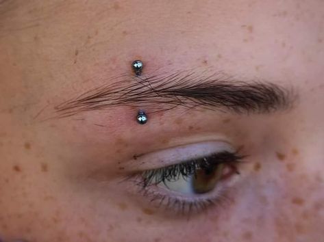 Silver Eyebrow Piercing, Subtle Eyebrow Piercing, Aesthetic Eyebrow Piercing, Left Eyebrow Piercing, Girl Eyebrow Piercing, Dainty Eyebrow Piercing, Small Eyebrow Piercing, Eyebrow Piercing Aesthetic, Brow Piercing