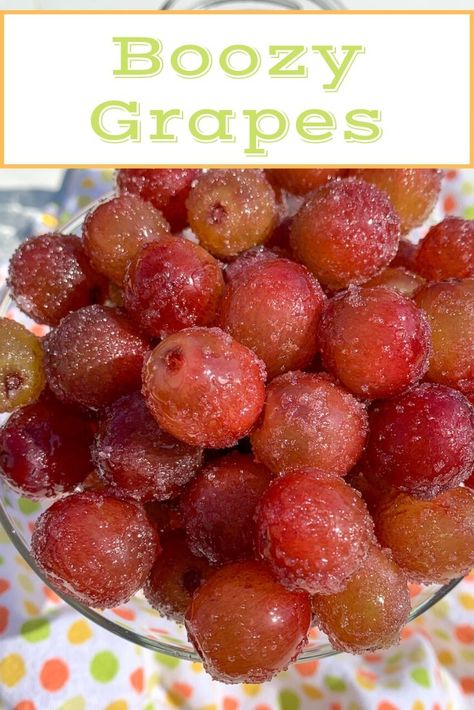 Drinking Party Snacks, Desserts For Bunco Night, Easy Work Snacks Parties, Drinking Snacks Parties, How To Serve Grapes At A Party, Summer Party Snacks Appetizers, Fun Party Food For Adults, Easy Party Snacks For Adults, Party Snacks Dessert