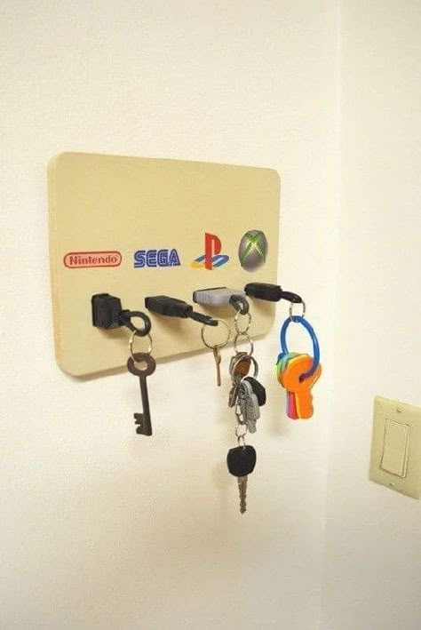 Gamer Rum, Nerdy Home Decor, Geek Home Decor, Geek Room, Farmhouse Side Table, Video Game Rooms, Cute Dorm Rooms, Geek Decor, Game Room Ideas