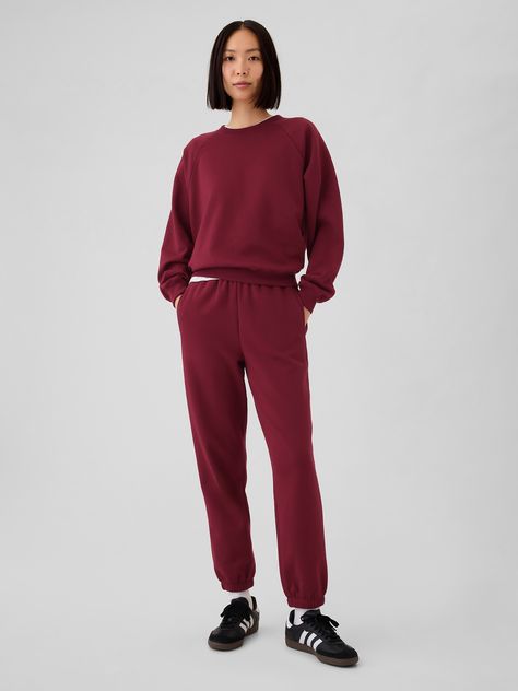 Soft cotton-blend joggers.  Elasticized waist.  Front slant pockets.  Elasticized leg openings.  Easy through the hip and thigh.  Skinny leg opening.  Hits at the ankle.  Models wearing Gap Burgundy Joggers Outfit, Sweats Set, Jumper Short, Toddler Jeans, Cuffed Joggers, Vintage Soft, Red High, Red Vintage, Dyeing Process