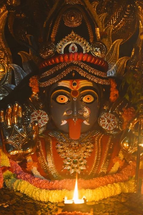 Kaliamman Pictures, Kali Amman, Kali Picture, Maa Kali Images, New Poetry, Kali Hindu, Durga Picture, Indian Goddess Kali, Kali Mata