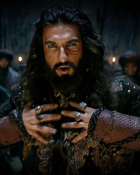 Ranveer Singh Padmavati, Alauddin Khilji, Selfie Couple, Goals Business, Money Millionaire, Sanjay Leela Bhansali, Cheesy Quotes, Ashley Williams, Portrait Photography Men