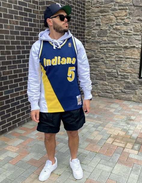 Basketball Jersey Outfit Men, Jersey Outfit Men, Basketball Jersey Outfit, Jersey Fits, Jersey Fashion, Nba Outfit, Jersey Outfit, Nba Jersey, Party Outfits