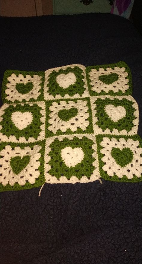 Green And White Granny Square, How To Crochet A Heart Granny Square, Granny Heart Crochet Pattern Free, Heart Square Crochet Pattern, Heart Granny Square Blanket, Heart Granny Square Pattern Free, Granny Square Heart Pattern, Aesthetic Granny Square, Heart Granny Square Bag