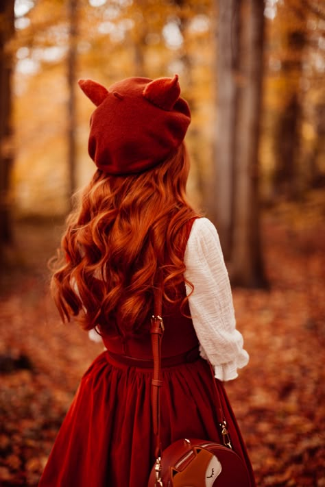 Trending Dress, A Clothes Horse, Fox Clothing, Autumn Woods, Fox Girl, Practice Outfits, Summer Photoshoot, Clothing Streetwear, Dress Cottagecore