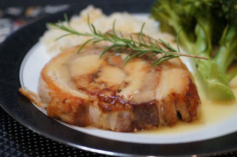 How can you possibly go wrong with pork stuffed with pork? Here piggy, piggy, piggy… Recipes Using Pork, Boneless Pork Roast, Sous Vide Recipes, Sous Vide Cooking, Boneless Pork, Pork Dishes, Pork Roast, Pork Chops, Recipe Using