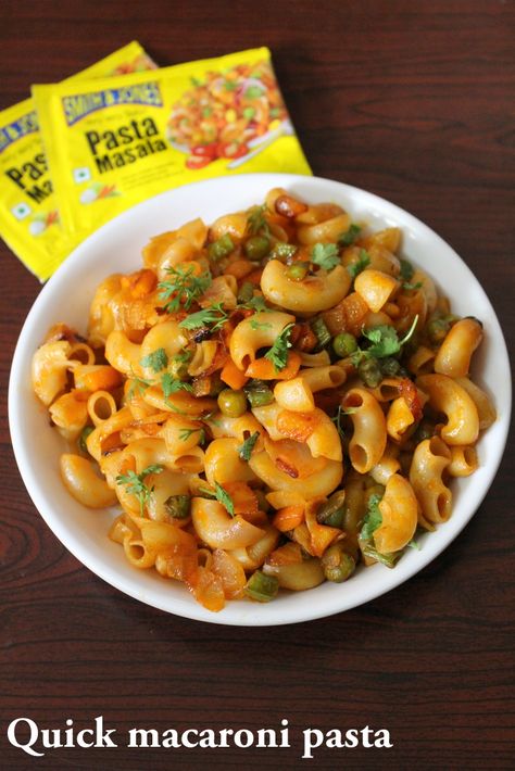 Smith and jones pasta masala recipe is a quick snack recipe made using macaroni pasta in a readily available pasta masala powder. Macaroni Pasta Recipe, Macaroni Recipes Indian, Macronie Recipe Indian, Indian Pasta Recipes, Indian Macaroni Recipe, Easy Macaroni Recipe, Veg Soup Recipes, Veg Pasta, Pasta Macaroni