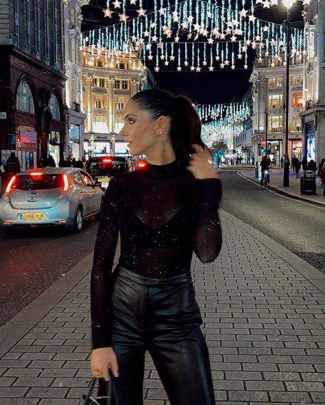 Sparkly Top Outfit, Sophie Moulds, Sparkly Outfits, Christmas Party Outfit, Sparkly Top, London Style, Vegas Baby, Leather Trousers, Leather Outfit