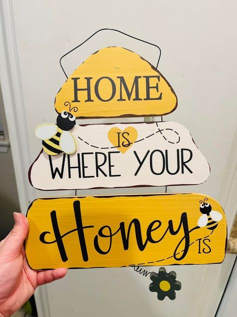 Tiered Tray Decorating & More | Is there a way for me to make the yellow on this sign more muted | Facebook Bee Decorations, Farm Kitchen Decor, Metal Bee, Wall Decor Hobby Lobby, Farmhouse Crafts, Bee Farm, Country Signs, Farm Kitchen, Wall Decor Quotes