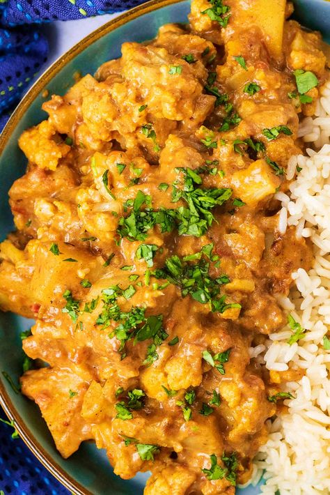 Cauliflower And Sweet Potato Curry, Cauliflower And Onion Recipes, Cauliflower Potato Curry Recipes, Cauliflower And Potatoes Curry, Potato Indian Curry, Instant Pot Potato Curry, Batch Cook Vegetarian, Cauliflower Masala Curry, Potato And Cauliflower Curry