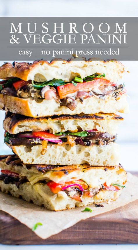 Mushroom Focaccia, Mushroom Sandwich Recipes, Vegetarian Panini, Veggie Panini, Panini Press Recipes, Mushroom Sandwich, Panini Sandwich, Panini Recipes, Healty Dinner