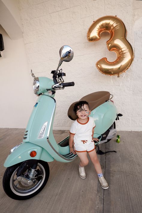 Vespa Themed Birthday Party, Childrens Yoga, Lambretta Scooter, Birthday Photos, Birthday Theme, Birthday Party Themes, Birthday Party, Birthday