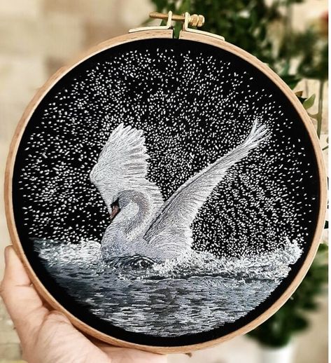 Portrait Embroidery, 동화 삽화, Digital Embroidery Patterns, Framed Embroidery, Pola Sulam, Thread Painting, White Swan, Silk Ribbon Embroidery, Hand Embroidery Art