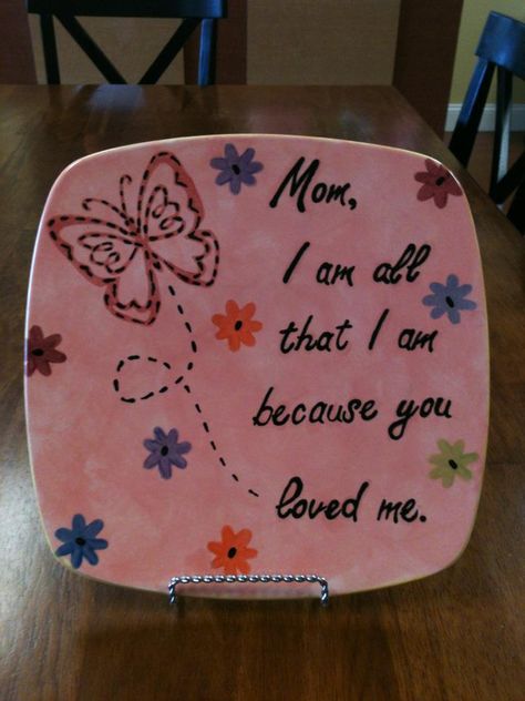 A beautiful gift for Mom any time of the year! Made at Paint a Piece Commack Painting For Mom, Tissue Paper Candles, Mother's Day Gifts From Kids, Sharpie Plates, Hand Print Flowers, Diy Mothers Day, Painting Clay, Plate Drawing, Mother's Day Projects