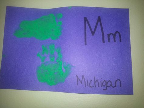 Michigan Crafts For Preschool, Michigan Crafts, Toddler Curriculum, Explorers Activities, Toddler Craft, Michigan History, Michigan Art, Winter Art Projects, Toddler Art Projects