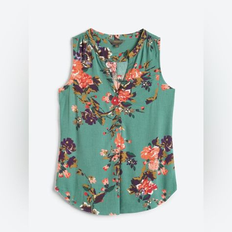 Product Details The Market & Spruce Prat Henley Sleeveless Top Is A Stylish Way To Stay Cool During Hot Weather. With Breathable Crinkle Rayon Fabrication, This Lightweight Top Keeps You Comfortable Throughout Your Day. Functional Buttons Help You Style It With Ease. Rayon Machine Wash Stitch Fix Nwt Fast Shipping Bundle And Save Market And Spruce, Teal Top, Womens Sleeveless Tops, Floral Sleeveless Top, Lightweight Tops, Casual Tops For Women, Work Wardrobe, Green Blouse, Hot Weather