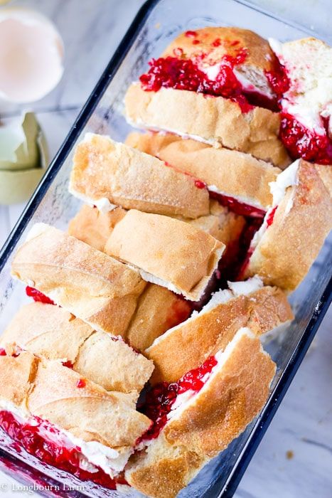 French Bread Leftover Ideas, Uses For French Bread, Ways To Use French Bread, French Loaf Breakfast Ideas, Leftover Baguette Recipes, Leftover Bread Ideas, Leftover French Bread Recipes, Leftover Bread French Toast Bake, Breakfast French Bread