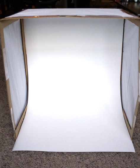 DIY Light Box for Photography Light Box For Photography, Diy Light Box, Mini Photo Studio, Photo Light Box, Photography Boxes, Light Box Diy, Light Box Photography, Photography Set Up, Ring Lights