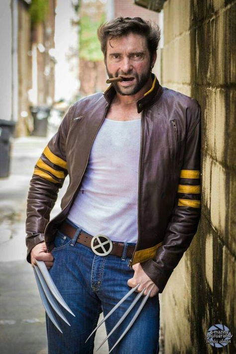 Wolverine Costume, Wolverine Cosplay, Superhero Cosplay, Epic Cosplay, Marvel Cosplay, Male Cosplay, Mens Halloween Costumes, Fantasias Halloween, Cosplay Characters