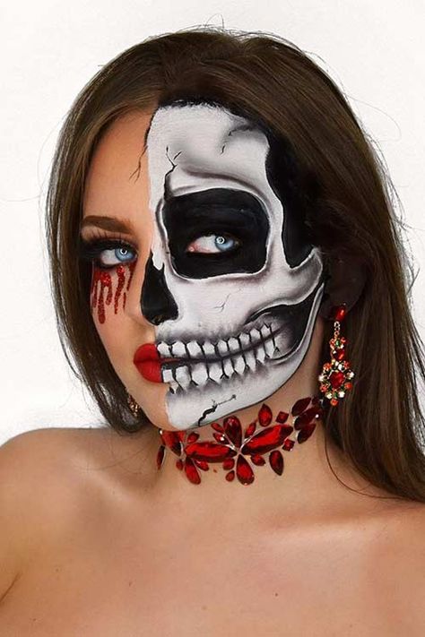 Hallowen Schminke, Half Face Halloween Makeup, Face Halloween Makeup, Makeup Tutorials For Beginners, Halloween Skeleton Makeup, Halloween Makeup Tutorials, Ben Nye Makeup, Glam Halloween, Funky Makeup