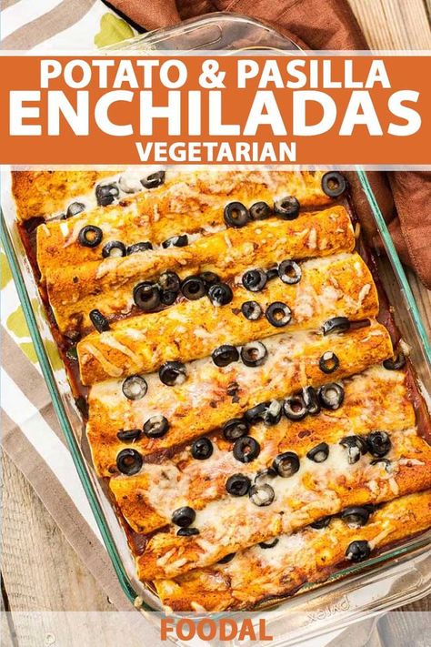 Pasilla Pepper Recipes, Vegetarian Enchilada Recipe, Pasilla Peppers, Easy Enchilada Sauce, Enchiladas Vegetarian, Mexican Peppers, Vegetarian Enchiladas Recipe, Tvp Recipes, Enchilada Sauce Easy