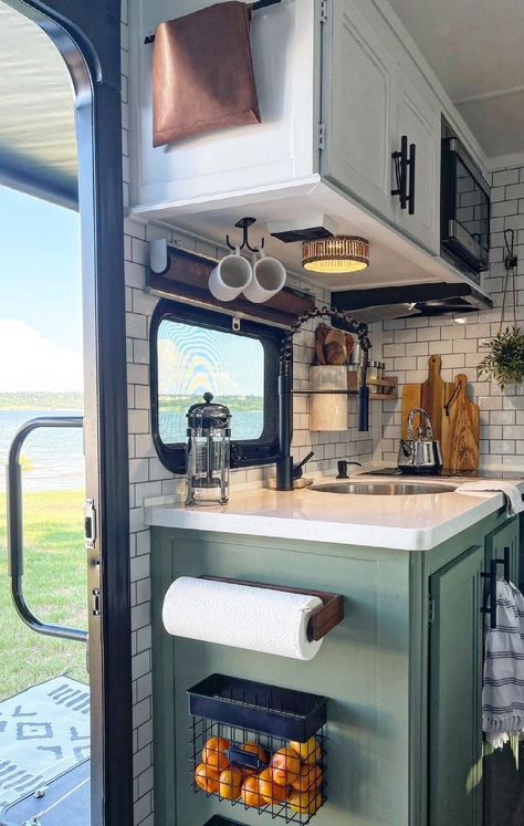 Motorhome Remodel, Camper Renovations, Glamper Camper, Rv Redo, Rv Interior Remodel, Camper Interior Design, Tiny House Camper, Camper Diy, Camper Redo