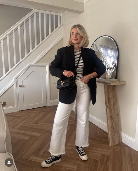 White Jeans Black Blazer Outfit, Black Wool Blazer Outfit Women, Laura Byrnes Instagram, Black Blazer Outfit Winter, Wide Leg White Jeans Outfit, Black And White Striped Top Outfit, Wool Blazer Outfit Women, White Wide Leg Jeans Outfit, Striped Blazer Outfit