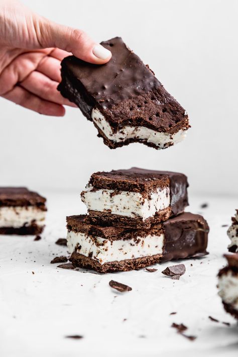 Chocolate Ice Cream Sandwich | Cravings Journal Chocolate Ice Cream Sandwich, Heavenly Dessert Recipe, Blackberry Ice Cream, Hazelnut Ice Cream, Ice Cream Menu, Ice Cream Sandwiches Recipe, Ice Cream Photography, Homemade Vanilla Ice Cream, Ice Cream Cookie Sandwich